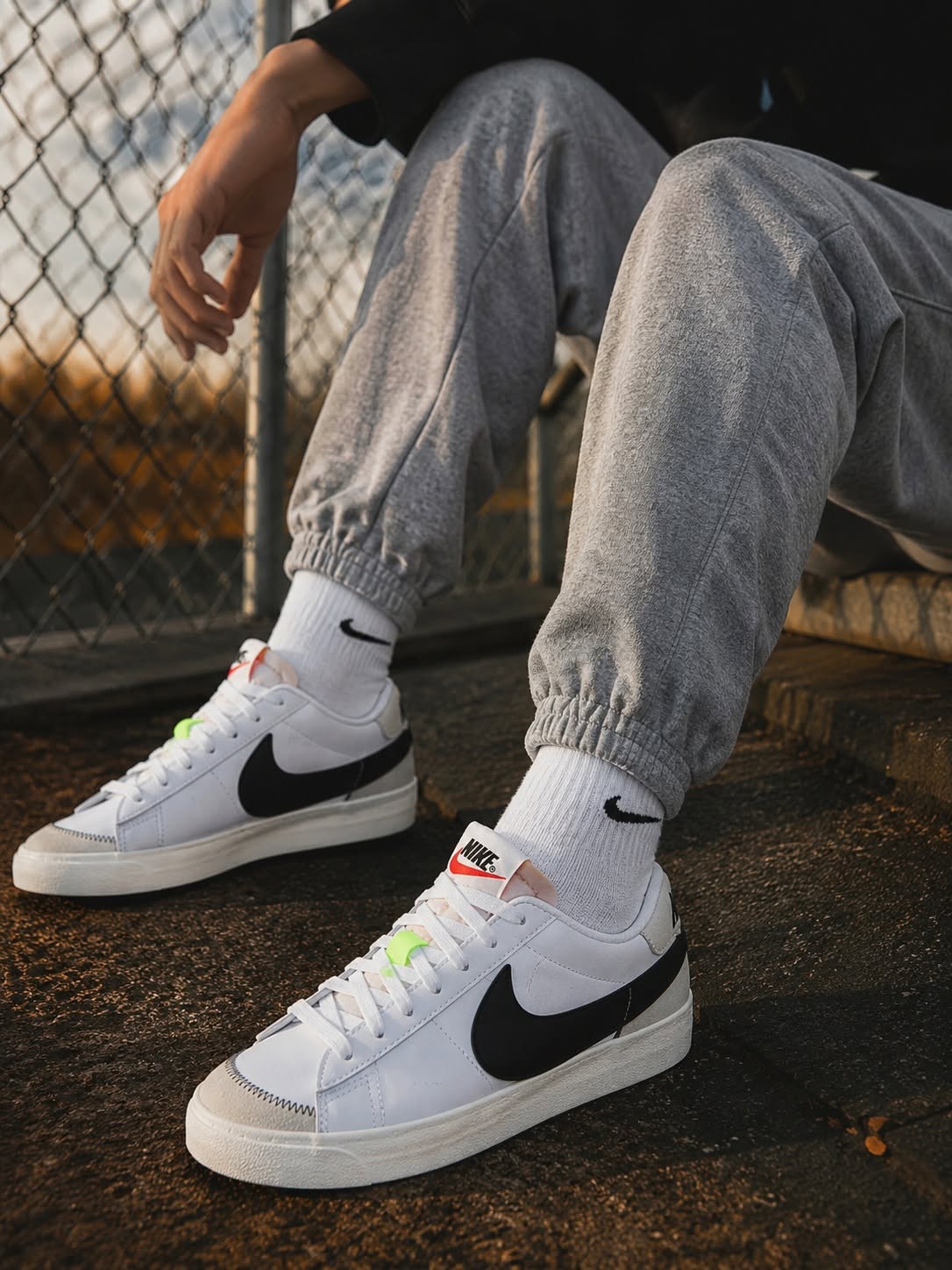 Zapatillas Nike Blazer Bajo 77 Jumbo Blanco Negro