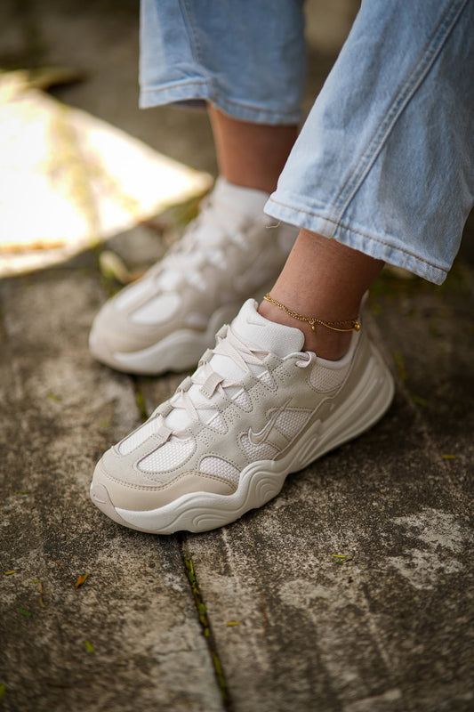 Zapatillas Nike Tech Hera
