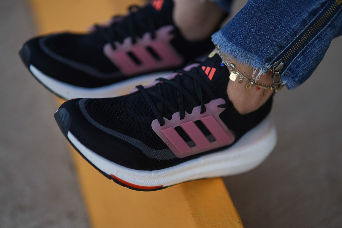 Zapatillas Adidas Ultraboost Light W