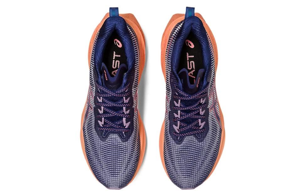Zapatillas Asics Novablast 3