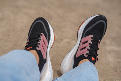 Zapatillas Adidas Ultraboost Light W