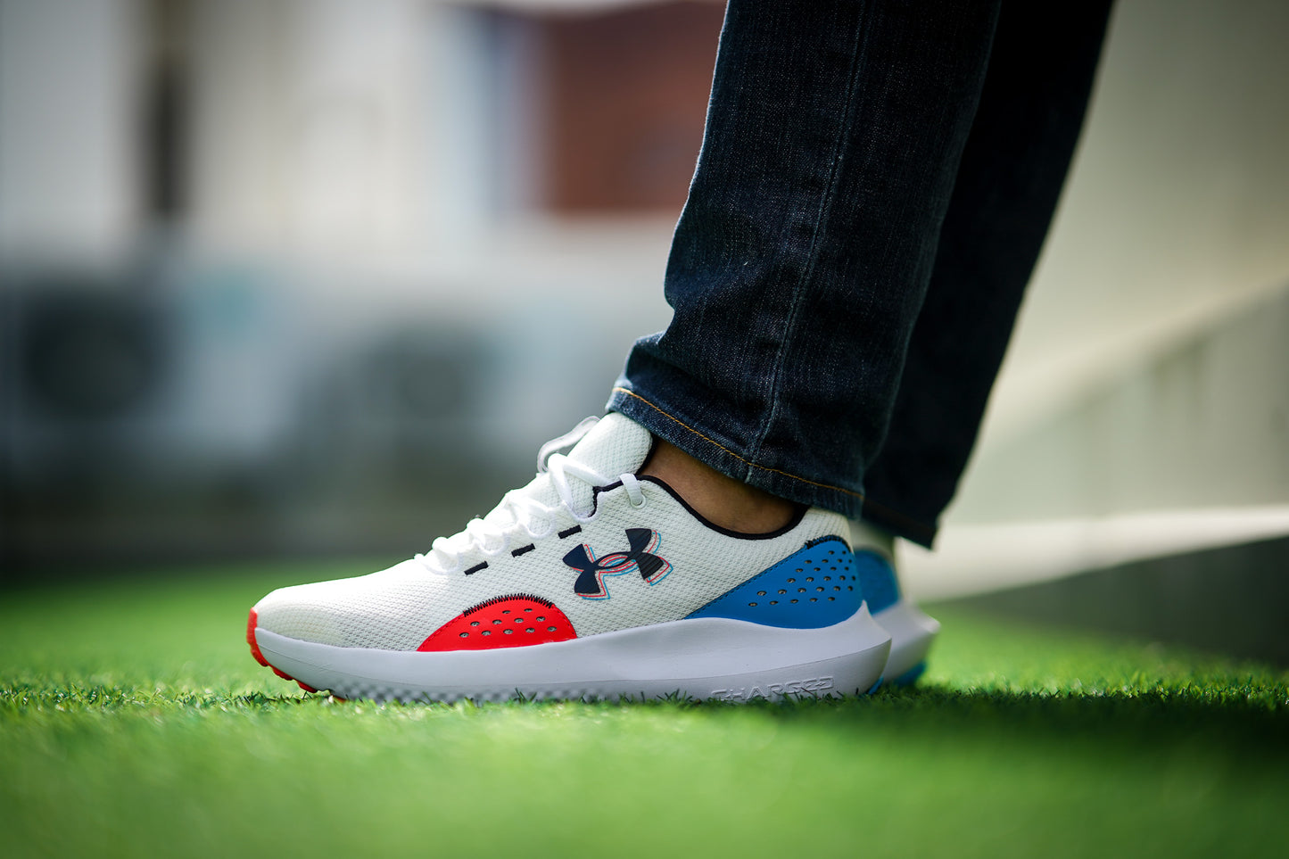 Zapatillas Under Armour Charged Surge 4