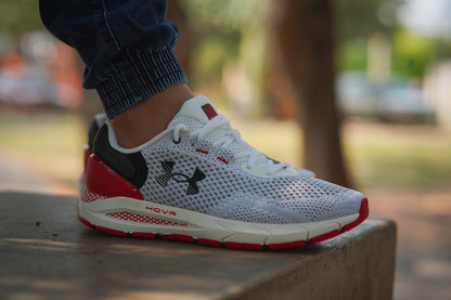zapatillas Under Armour HOVR Intake 6