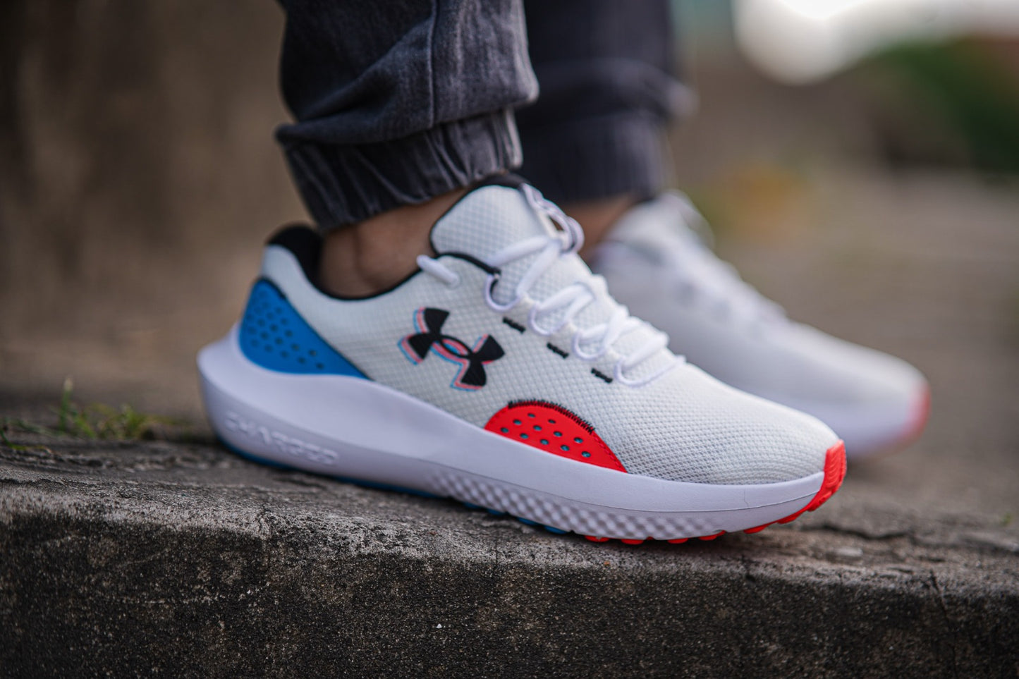Zapatillas Under Armour Charged Surge 4