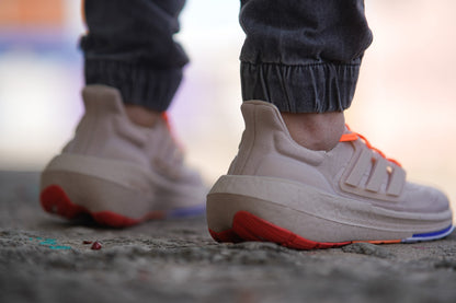 Zapatillas Adidas Ultraboost light