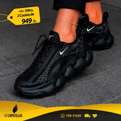 Zapatillas Nike Flyknit Bloom Black Metallic Silver