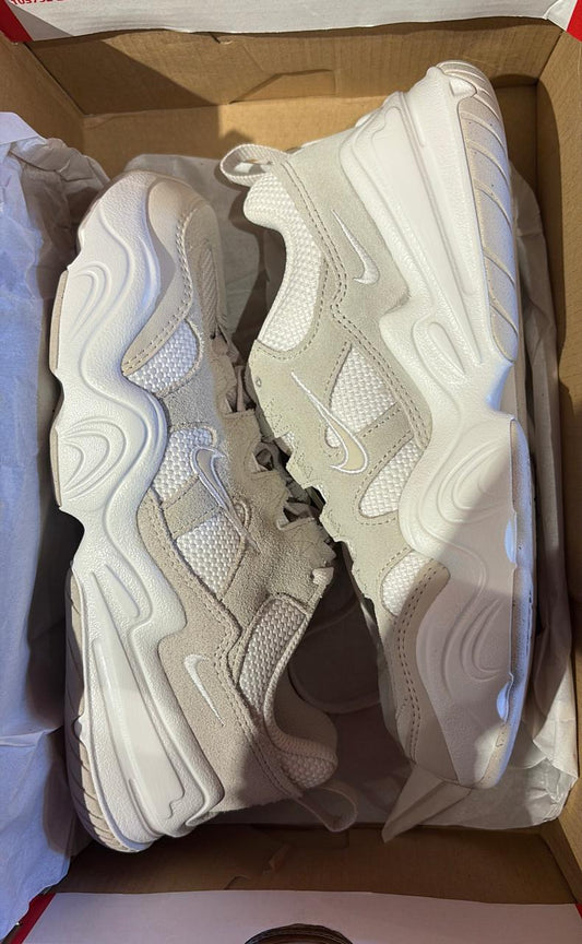 Zapatillas Nike Tech Hera